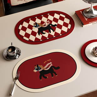 小马福吉餐垫新年红色装饰氛围感餐桌防水防油防烫可擦免洗小垫子