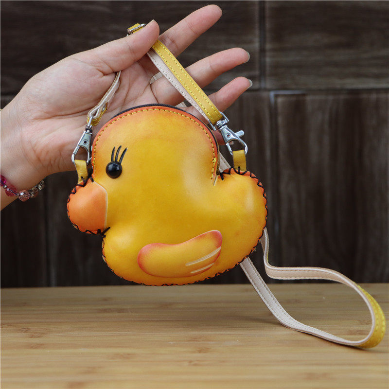 头层牛皮小黄鸭斜挎零钱包大黄鸭子手机钥匙收纳斜挎包可爱卡通包