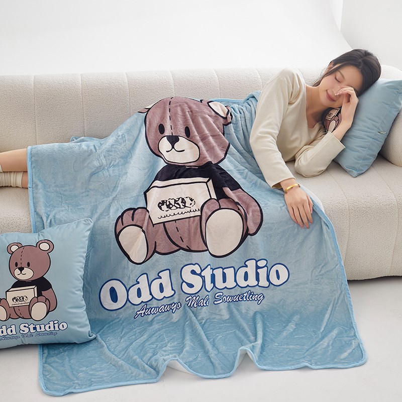 金貂绒盖毯夏季抱枕毯子二合一A车用午睡枕头小被子两用空调夏凉