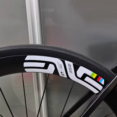 波加查环伦巴第赛h事ENVESES5.6公路自行车轮组贴纸改色轮圈毂涂