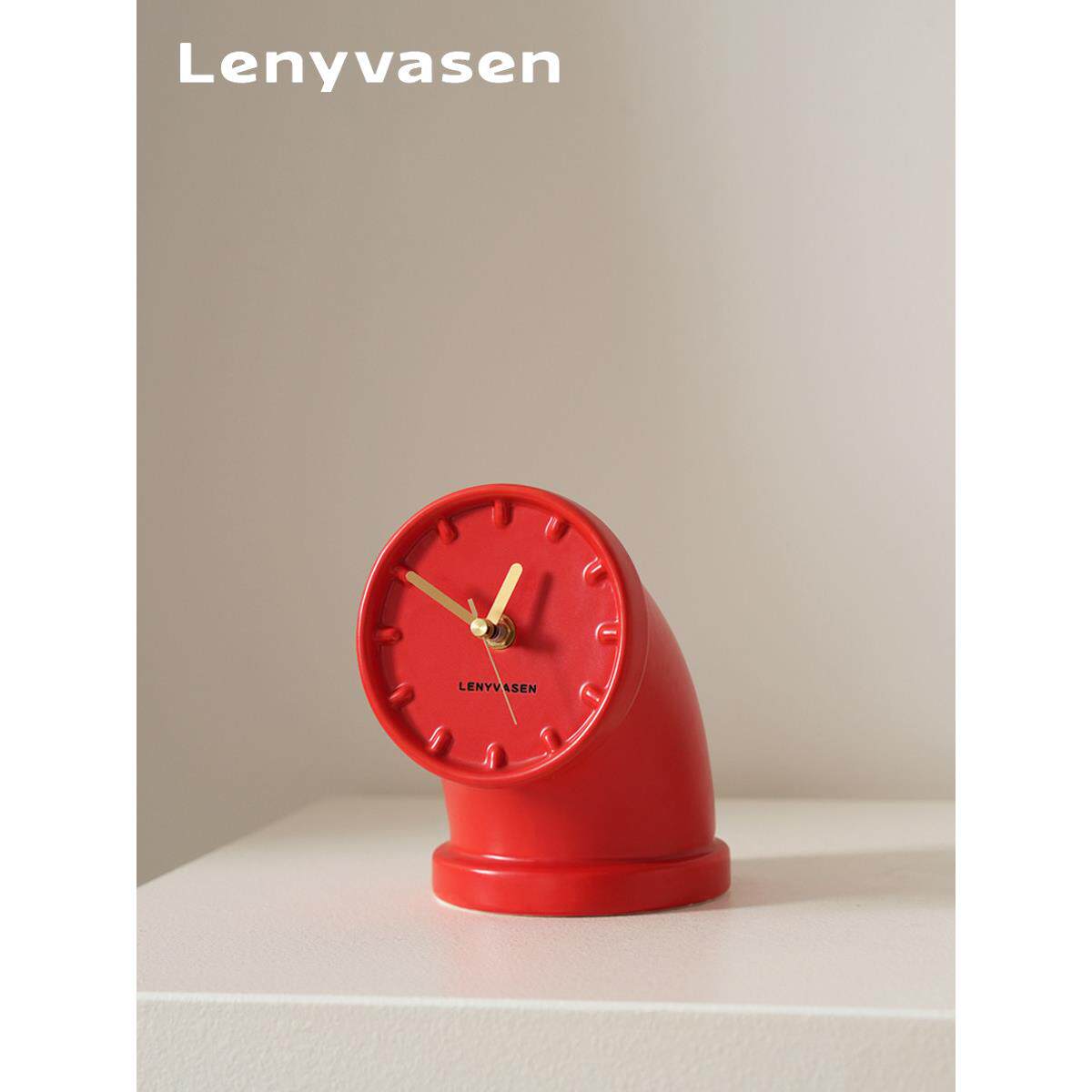 LENYVASEN 原创设计管道陶瓷台钟工业风座钟北欧静音电视柜装饰钟