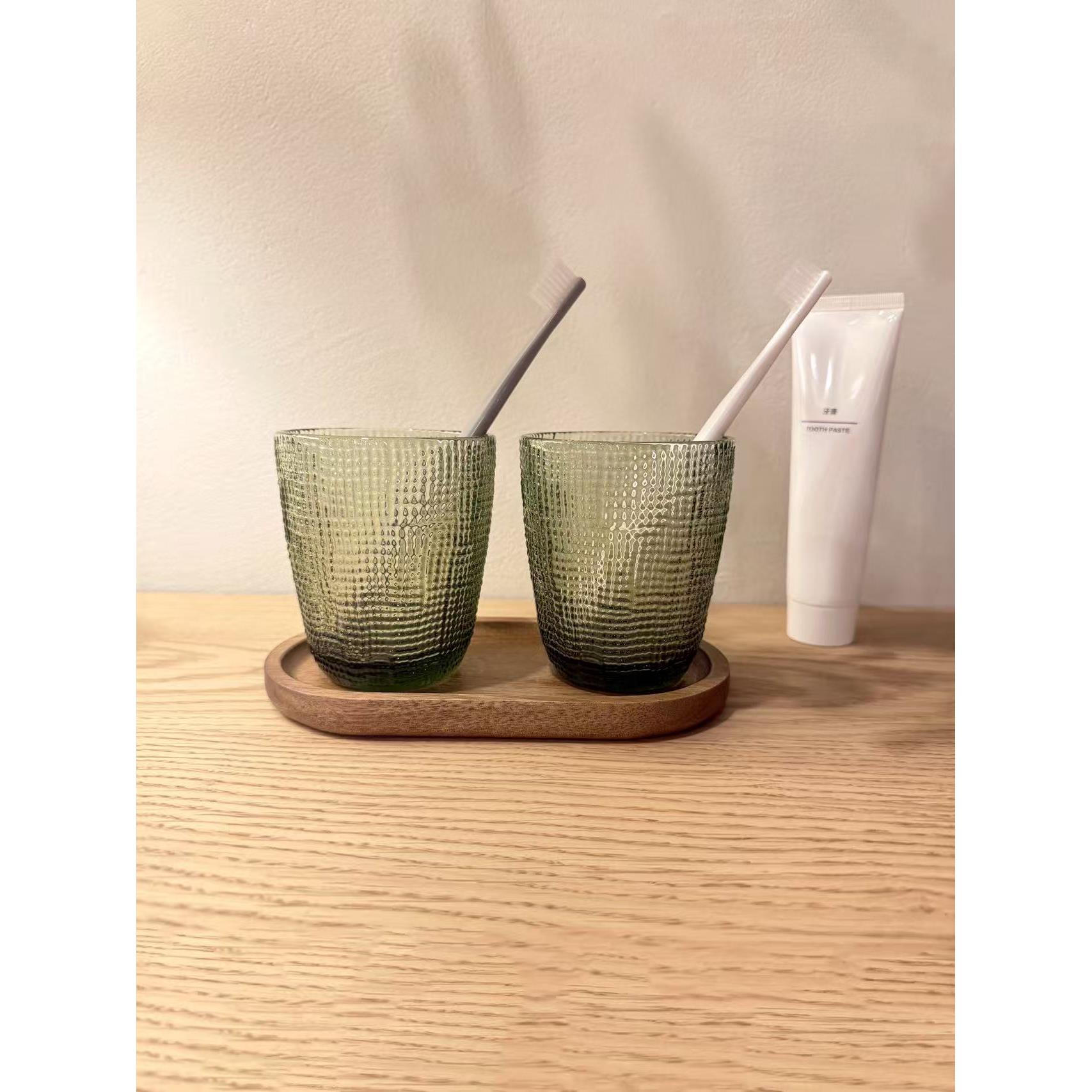 浮雕玻璃漱口杯家用牙刷杯酒店刷牙杯情侣牙杯透明水杯洗漱杯套装