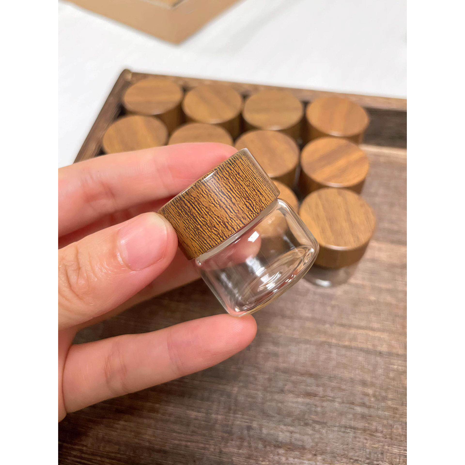 旅行纪念小瓶子小号迷你精致便携茶叶罐透明玻璃瓶沙漠装沙密封罐