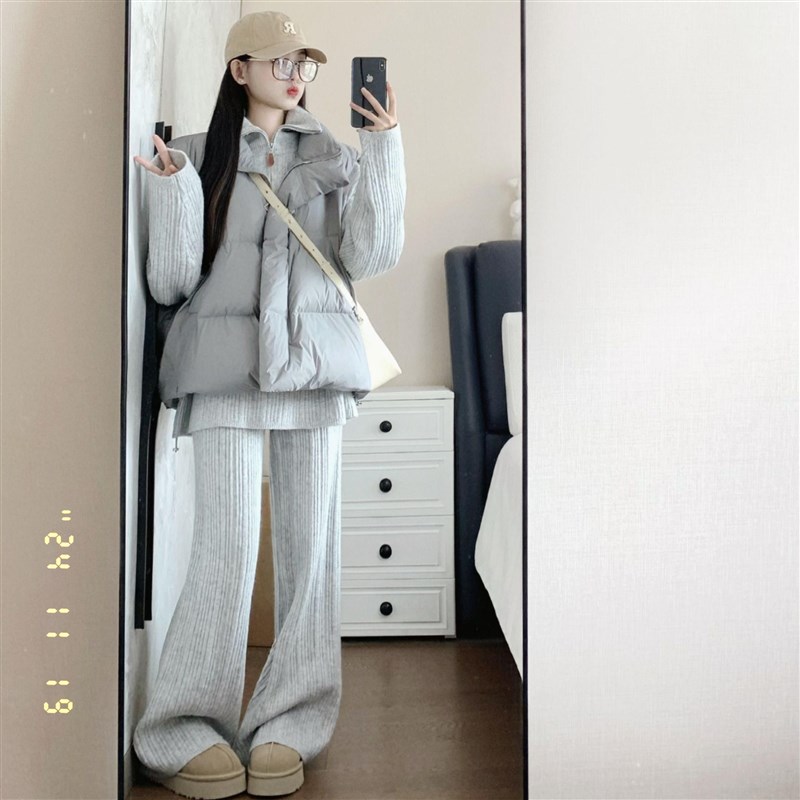冬季穿搭一整套高级感灰色休闲针织毛衣棉服马夹裤子套装女小个子