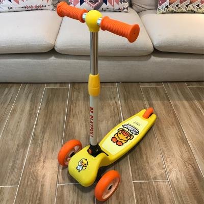 新品 儿童滑板车小孩踏板宝宝1 12岁溜溜车女孩加宽闪光轮可