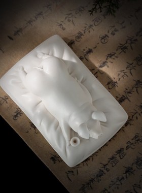 素茗陶瓷猪摆件德化羊脂玉瓷动物雕塑中式茶室茶桌茶几茶宠装饰品