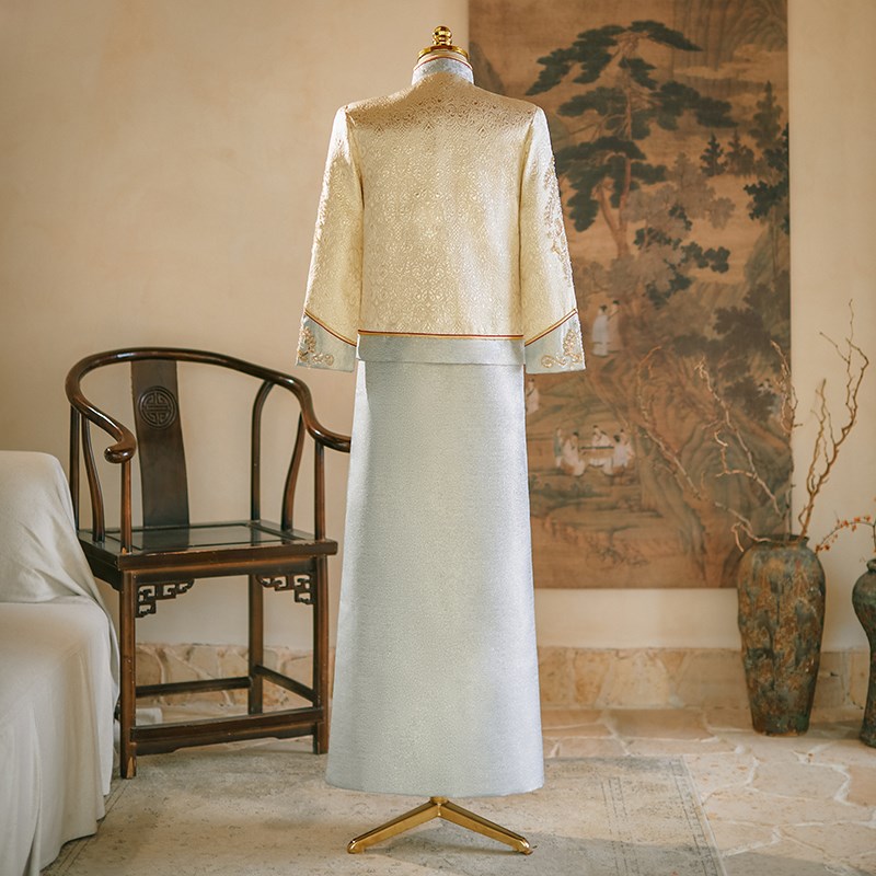 中式婚服秀禾服男士2024新款香槟色新郎服结婚接亲礼服唐装龙凤褂