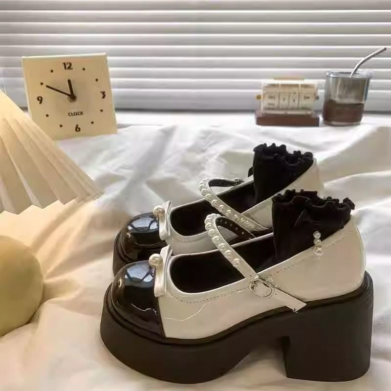厚底粗跟浅口玛丽珍小皮鞋