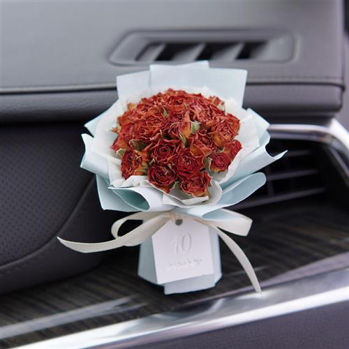 迷你出风口小众玫瑰干燥花束车载香薰闺蜜生日毕业结婚伴手精致礼