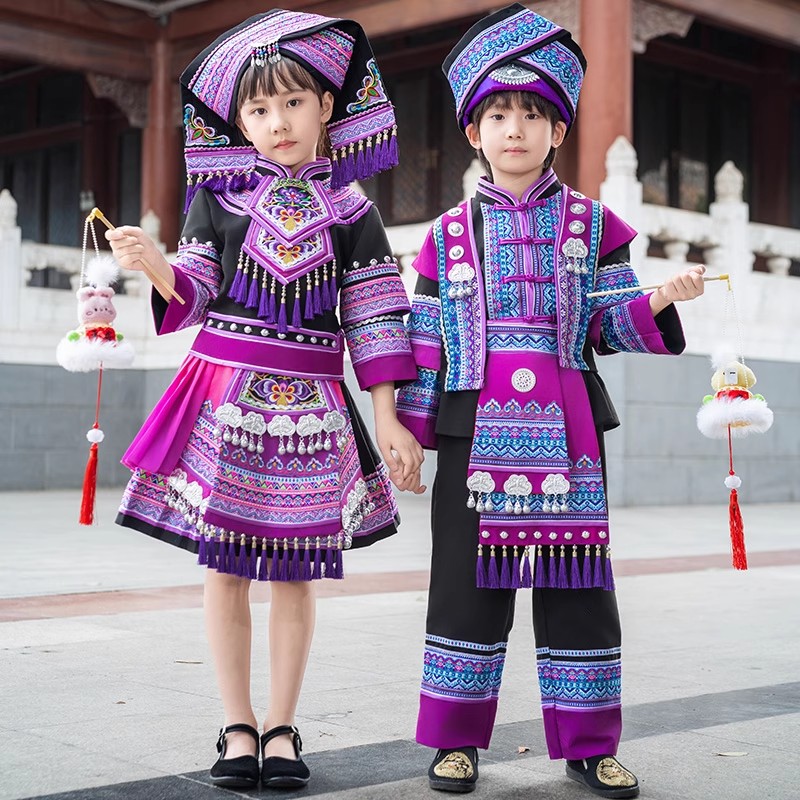 壮族儿童舞蹈演出服重工刺绣流苏