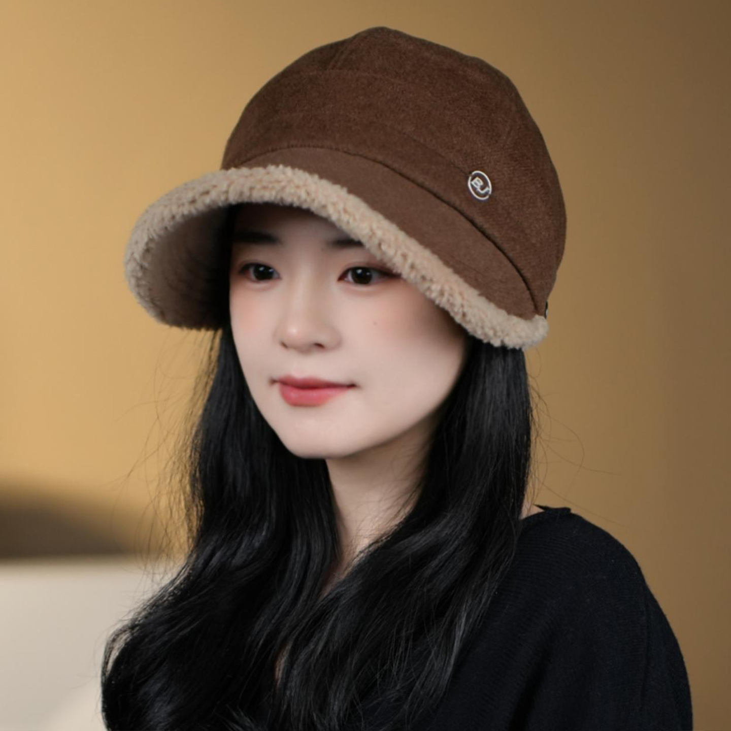 可挂口罩帽子女秋冬保暖2025新款时尚显脸小加绒宽檐马术帽鸭舌帽