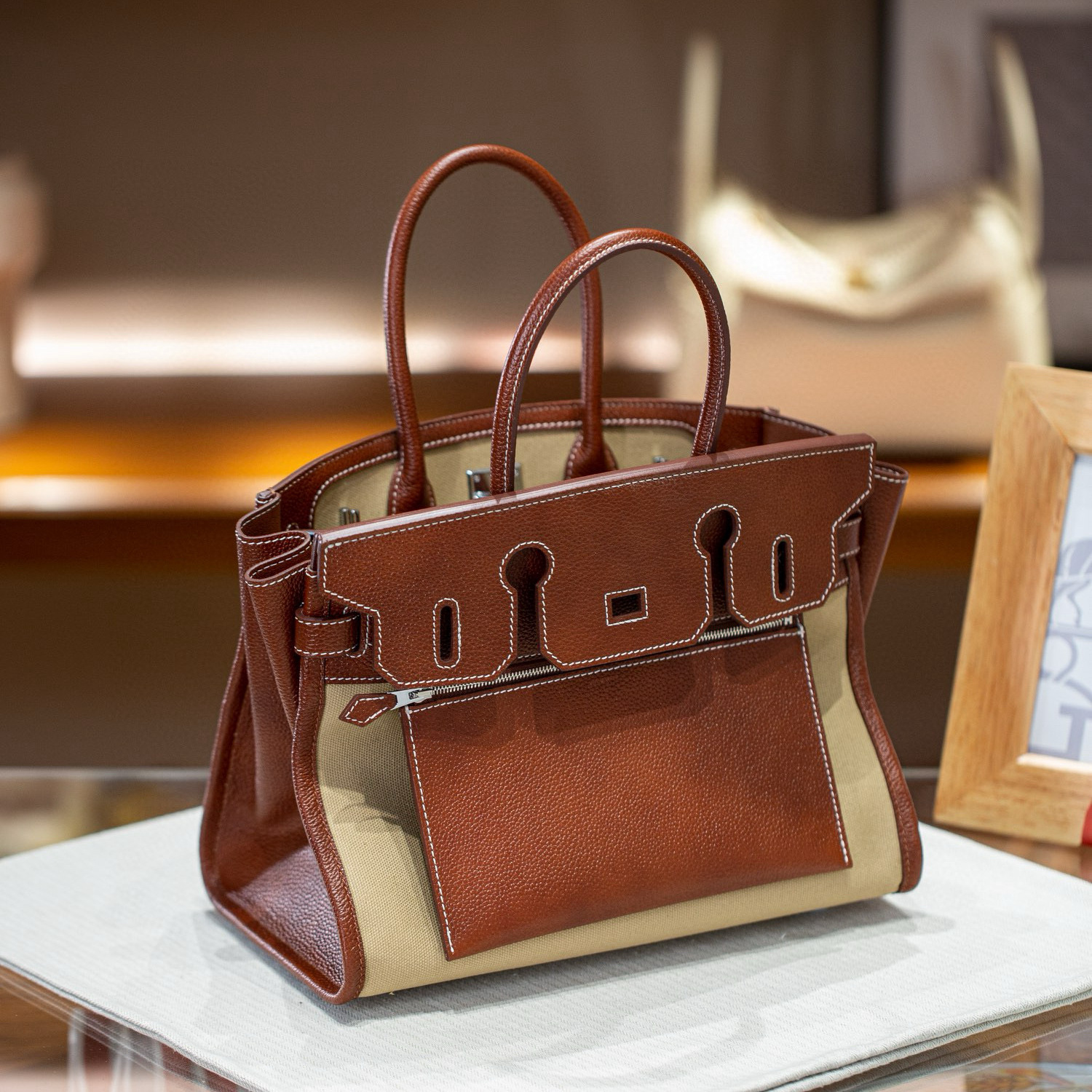 2025新款高级感福宝马鞍皮拼接帆布反面铂金包复古大容量手提