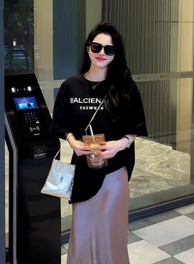 速发黑色宽松正肩t式2季装夏024美恤设计感百搭上衣