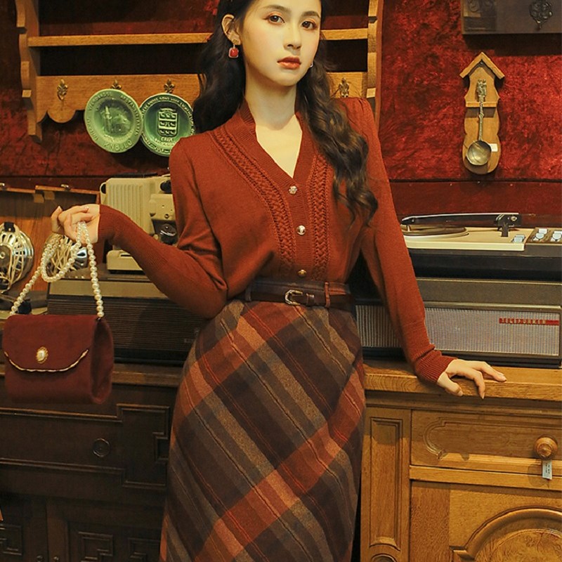 速发80年代复古港风装高级感套装0订婚连衣秋子红色结婚礼服裙冬