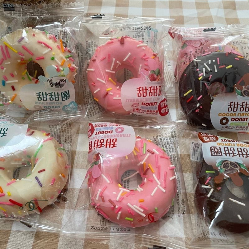 甜甜圈巧克力草莓牛奶蛋糕烘焙店同款下午茶摆台网红零食批发包邮