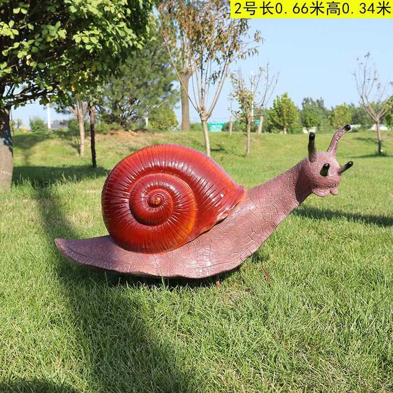 雕像卡通虫子草坪户外大型摆件定制小蜗牛雕塑玻璃钢彩绘写实蚕蛹