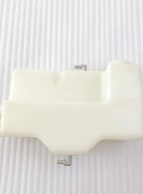 SJ11382约翰迪尔拖拉机原厂配件1204 1404国二散热器溢水壶冷却壶