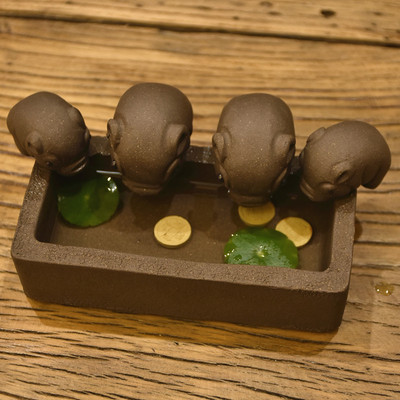 速发茶宠四只小猪喝水槽丰衣足食福茶玩手工创茶泥道宜兴紫砂段意