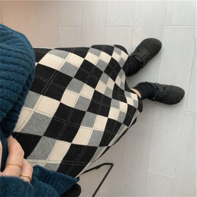 菱形加厚弹力针织毛线裙中长款秋冬格子半身裙女直筒包臀冬裙