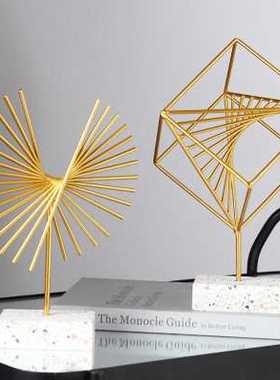 轻奢金属摆件套装北欧风家居客厅玄关工艺礼品摆饰现代办公室酒柜