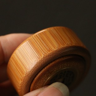 精品纯手工制作天然老玉竹古铜钱币转钱手把件竹雕赚钱竹把玩