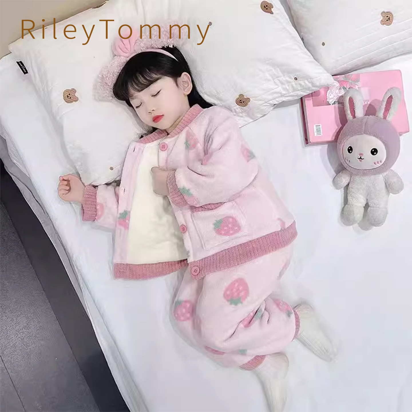 英国RileyTommy女童夹棉款睡衣