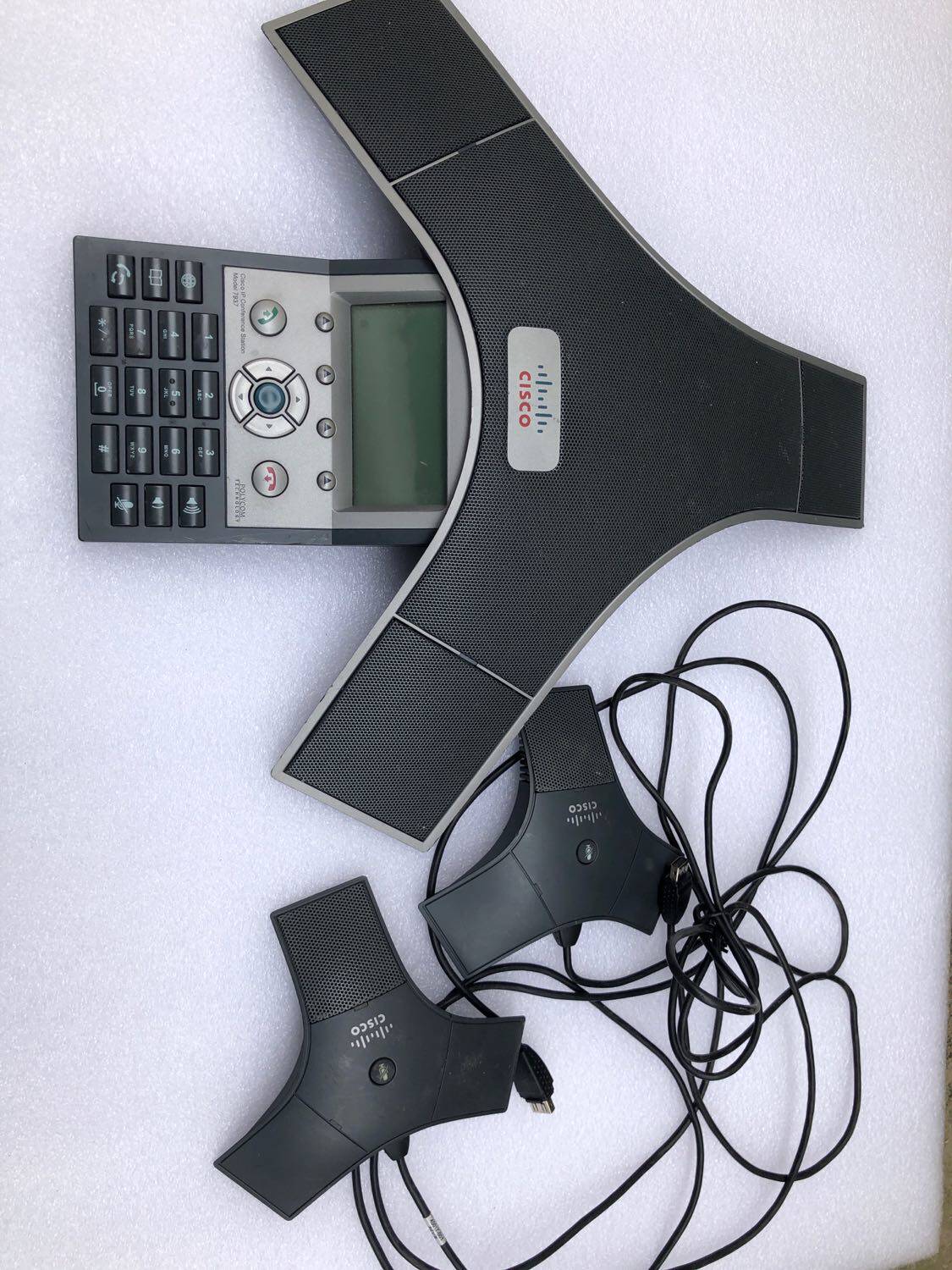 思科  CP-7937G 会议 电话主机+2个麦克风