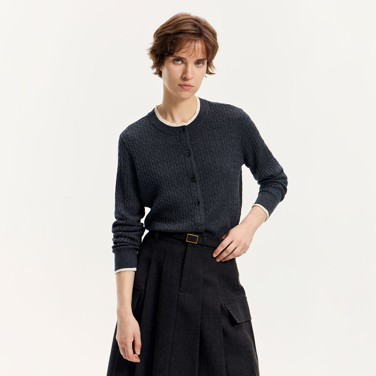 AITU2025秋季新款休闲针织衫