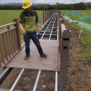 微晶石纤维木纹板硅晶石增强水泥栈道板公园风景区户外防水防腐热