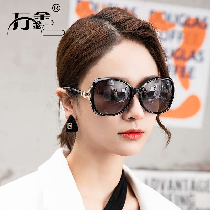 墨镜女夏季防晒四叶草镶钻偏光太阳镜女士新款高级感墨镜直播代发