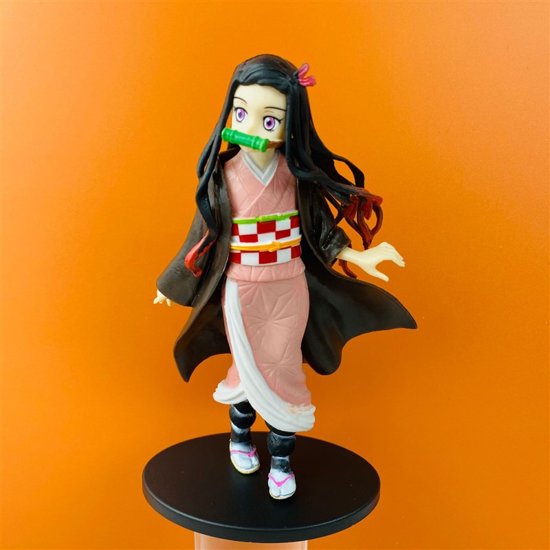 Anime Demon Slayer Action Figures Kimetsu No Yaiba Shinobu N