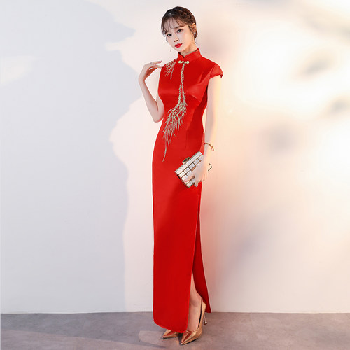 极速走秀旗袍秀2025新款接待礼仪队迎宾服装女长款大红色演出服中