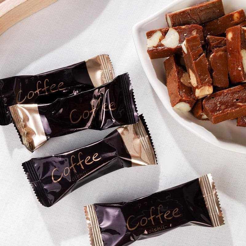 新款手工巴旦木杏仁法式太妃糖扁桃仁坚果牛轧咖啡贵妃糖零食盒装