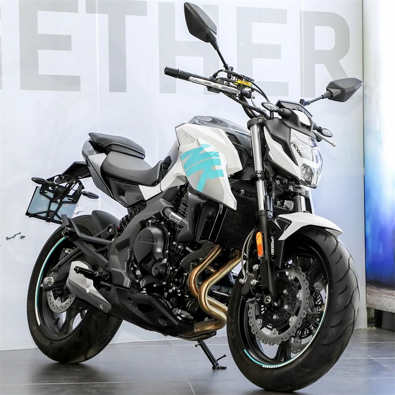 速发K40C双缸水冷电喷摩托车K250街车SR250重机车仿赛跑车