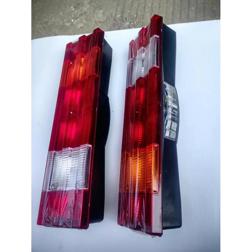 徐工吊车配件大全XCT12XCT2525K5C40KC后尾灯刹车灯倒车灯