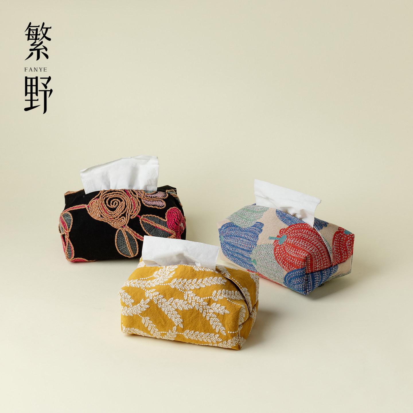 繁野花卉布艺纸巾盒复古中国风手工刺绣抽纸包桌面办公室装饰品图片