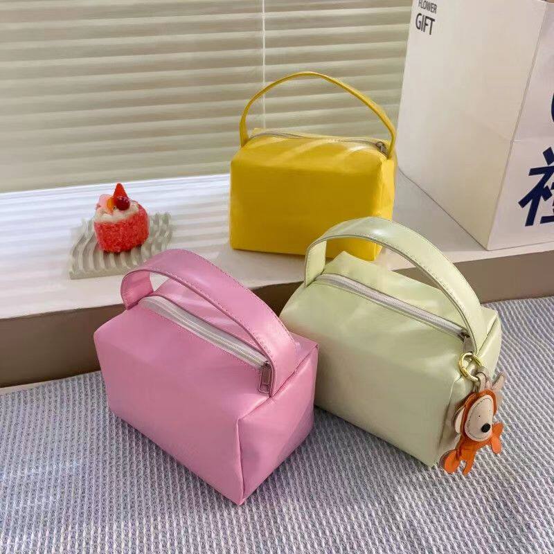 方形大容量皮质小红书同款化妆包