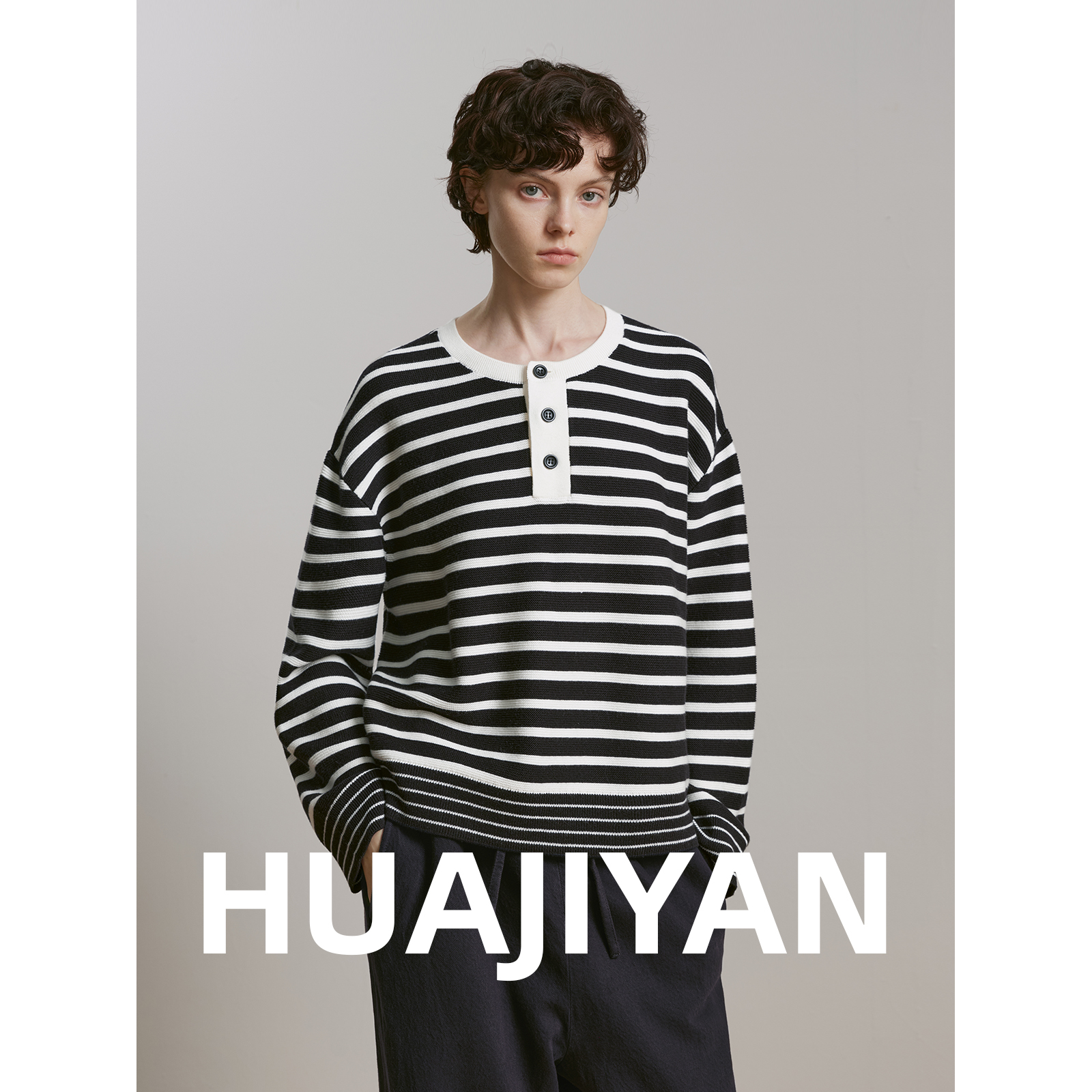 华吉言【迷宫】绵羊毛混纺经典条纹半开领针织长袖上衣