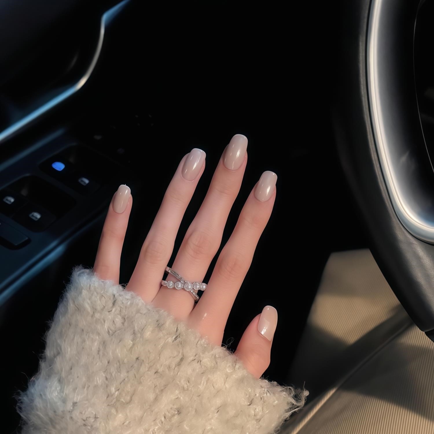 Hailey海莉同款欧美气质透白月光珍珠贝壳粉穿戴甲手工光疗婚甲