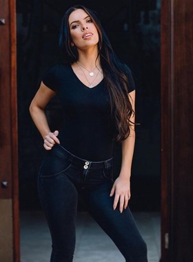 Melody Stretch Boyfriend Jean Straight Leg Jeans Womens Deni