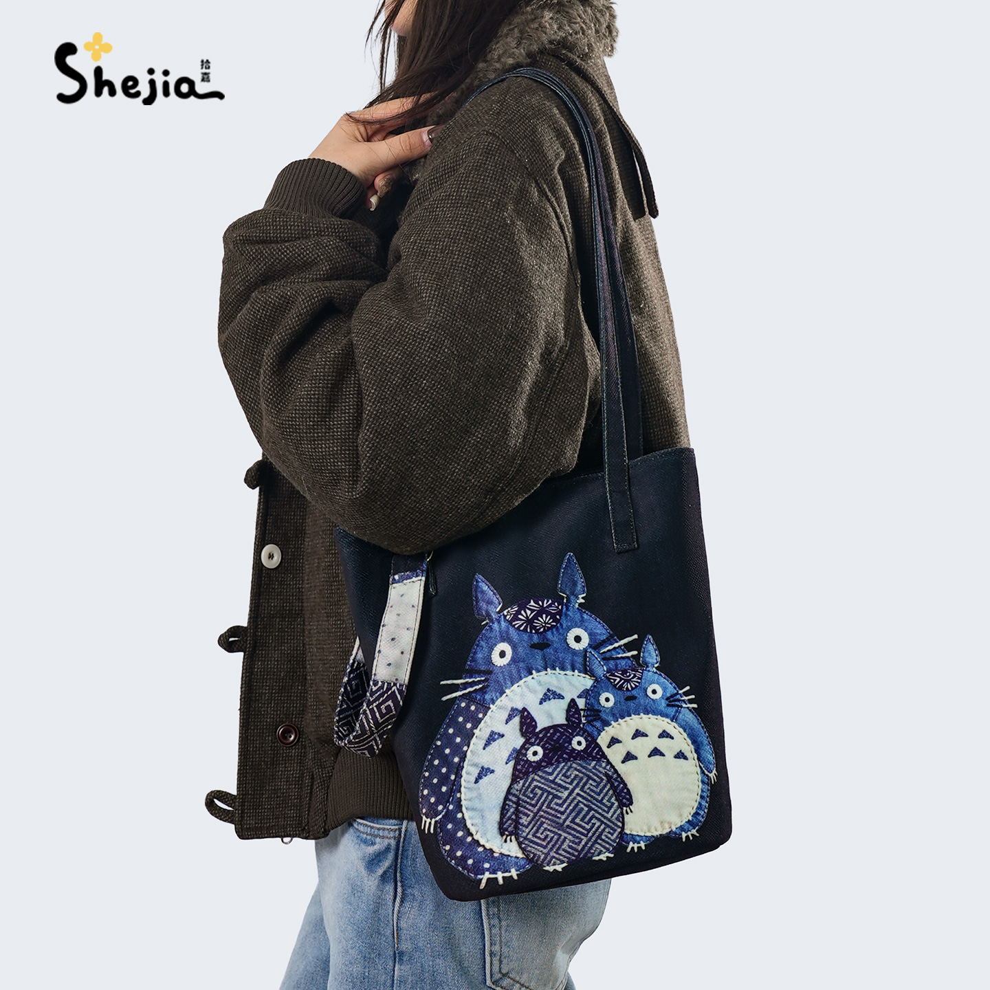 拾嘉龙猫的一家水桶包大容量