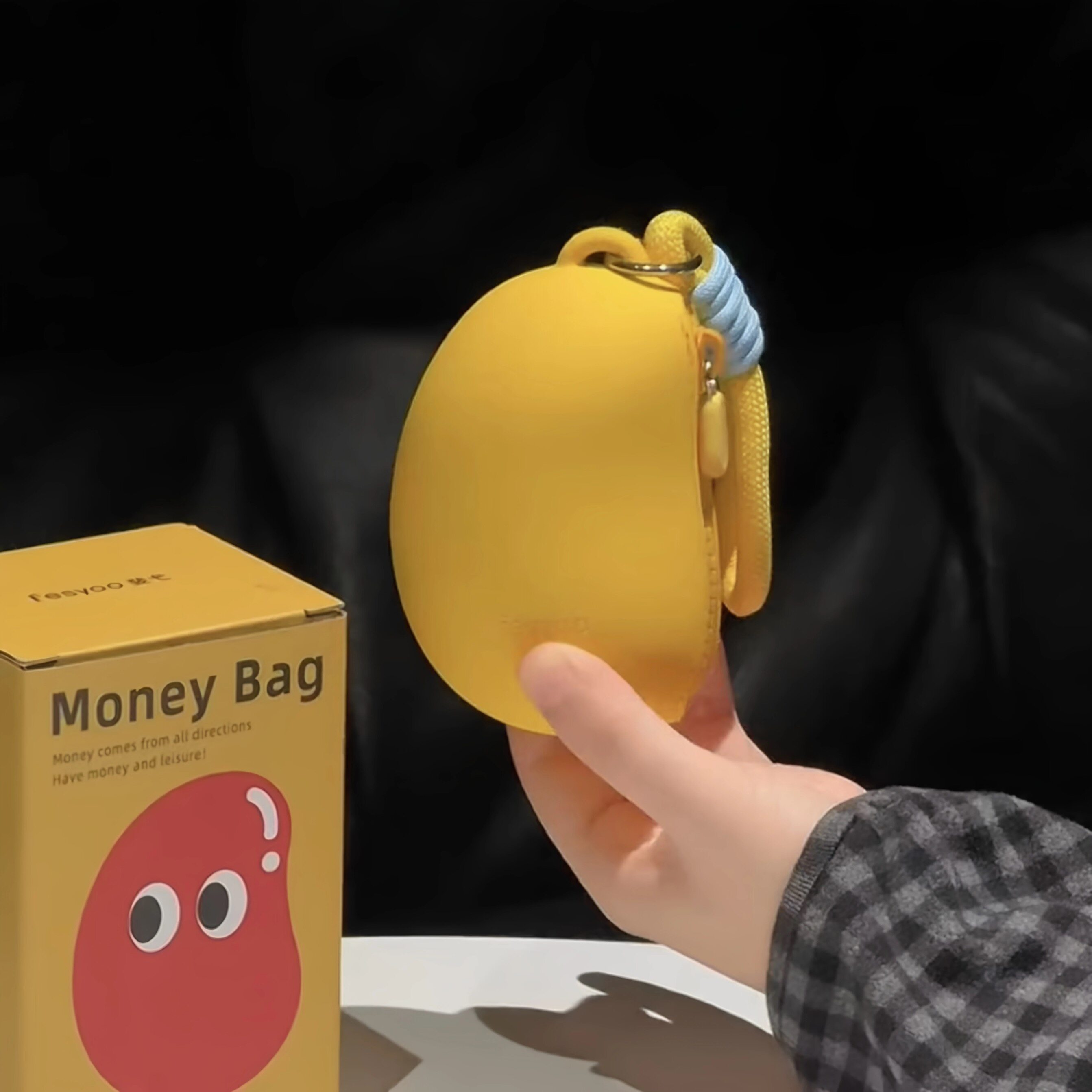 创意儿童耳机钥匙收纳包卡通可爱豌豆迷你零钱包女生包包防水挂件