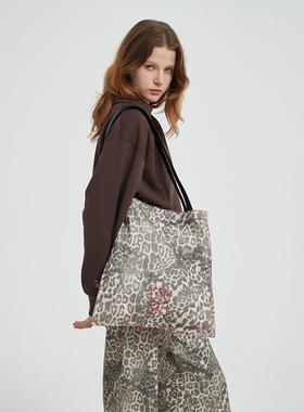 Petit Bari时髦豹纹撞色刺绣印花丹宁tote牛仔包 单肩包