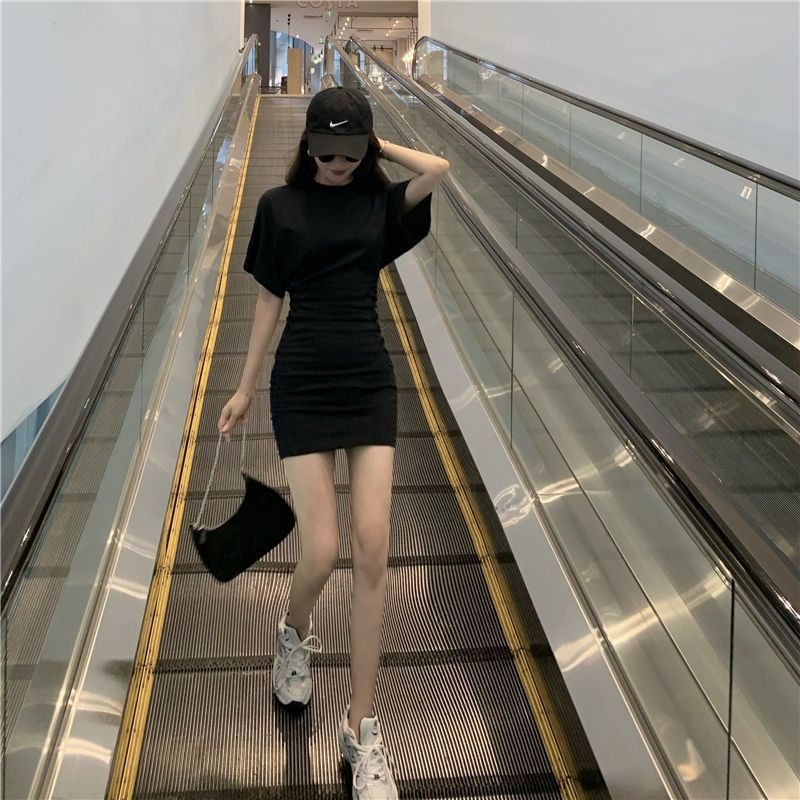 褶皱包臀短袖短款连衣裙子女夏性感收腰显瘦紧身气质辣妹跨境
