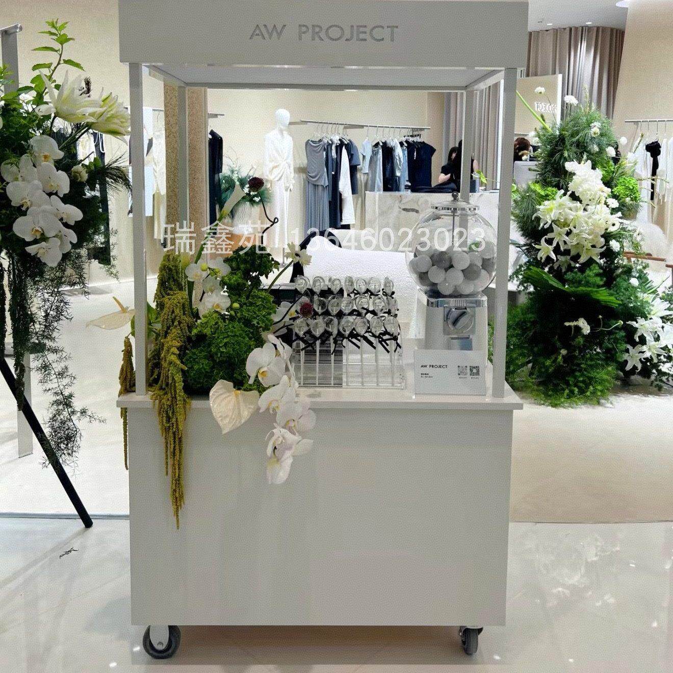 门店衣厨女装展示架大规模品牌花车展销引流活动展示柜移动促销台