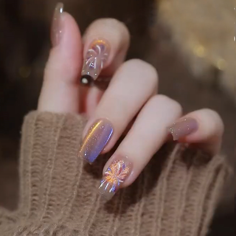 烟花猫眼美甲手工穿戴甲短款爆闪高级感小众显白指甲贴可拆卸定制,彩妆/香水/美妆工具,穿戴甲/甲片,淘宝优惠券,粉丝福利购,淘宝优惠卷