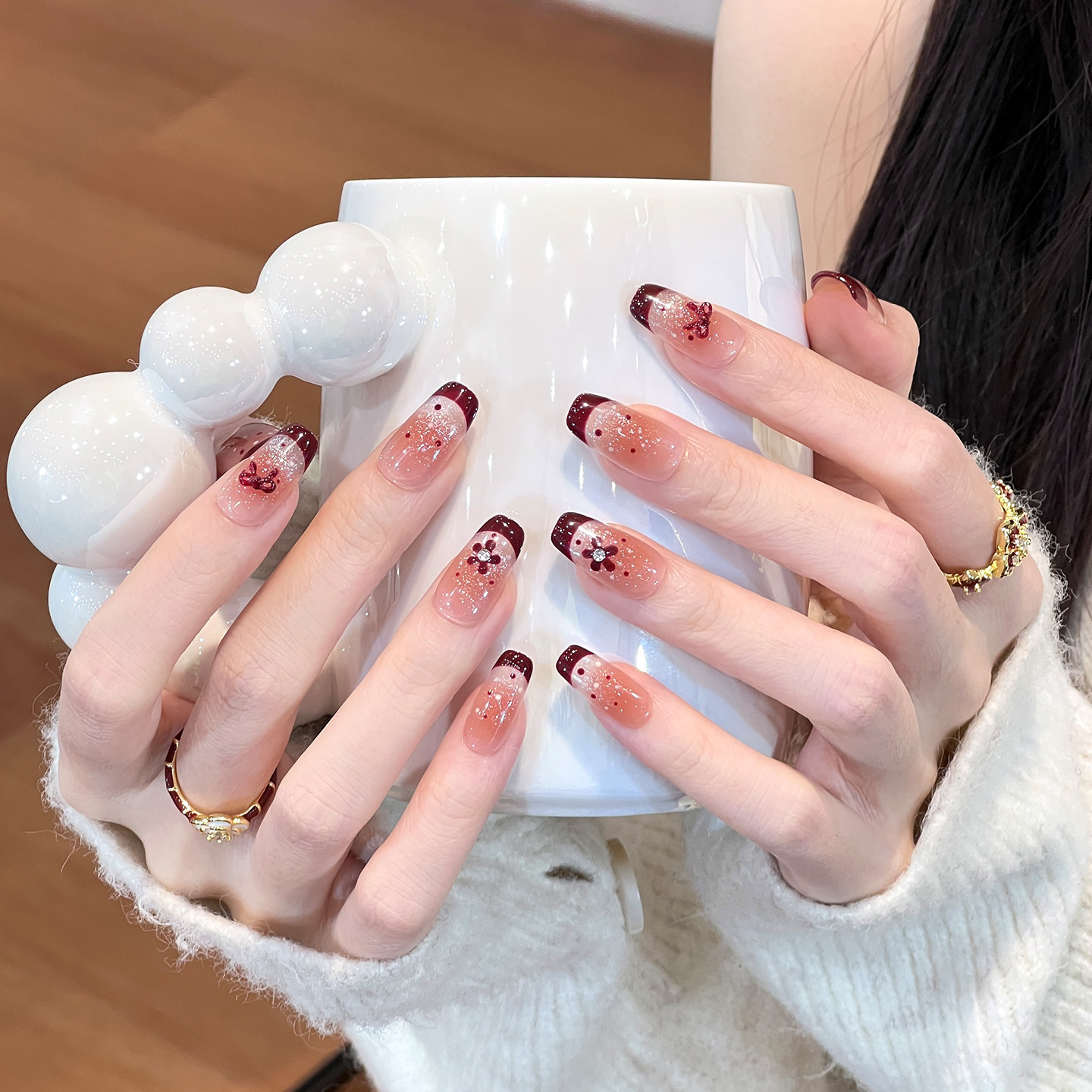 植兔手工穿戴甲法式红色中长款高级感波点猫眼小红花美甲显白贴片,彩妆/香水/美妆工具,穿戴甲/甲片,淘宝优惠券,粉丝福利购,淘宝优惠卷