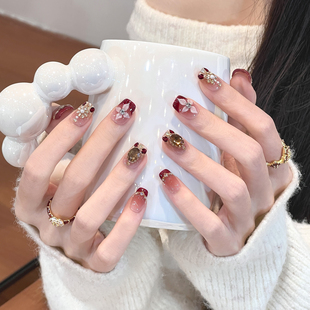 植兔手工穿戴甲短款高级感立体雕花美甲法式红色拍婚纱照轻奢甲片