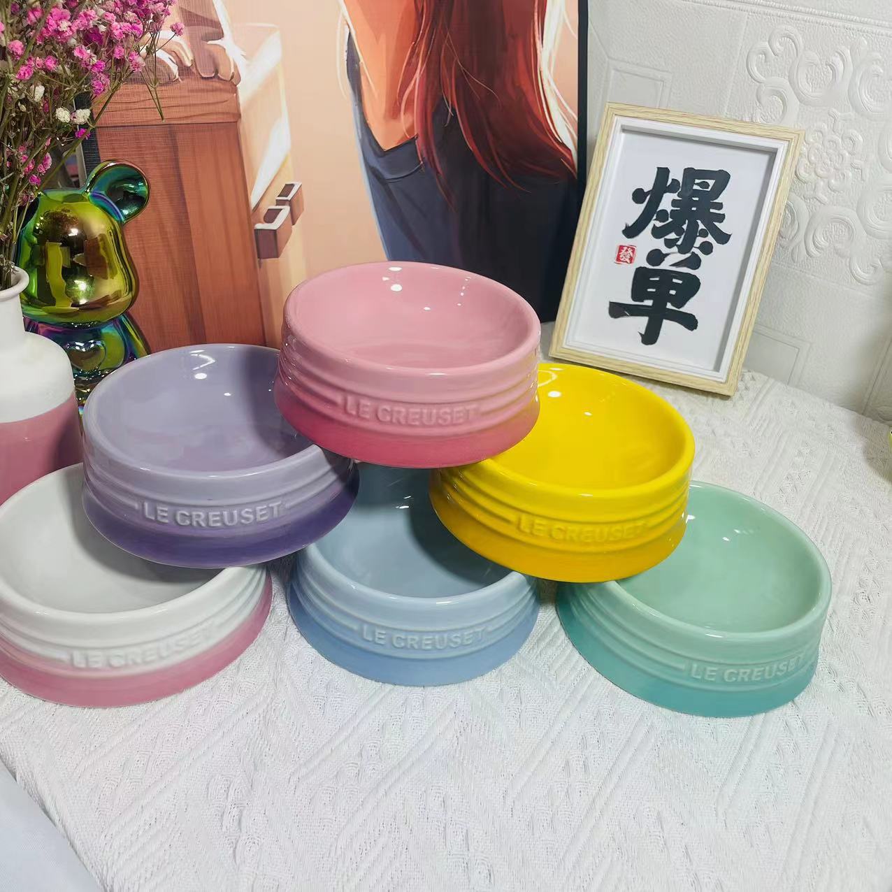 法国酷彩狗笼猫狗粮慢食碗防黑下巴陶瓷宠物碗高脚陶瓷餐具