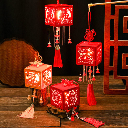 元旦灯笼diy材料包木质宫灯 创意手提发光花窗灯笼春节元宵礼品发